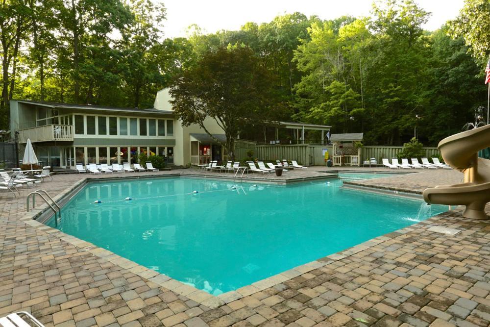 Daya, Hot Tub, Pool Table, 1089 Of Free Attraction Tickets For Each Paid Day, Dollywood And More! Gatlinburg Habitación foto
