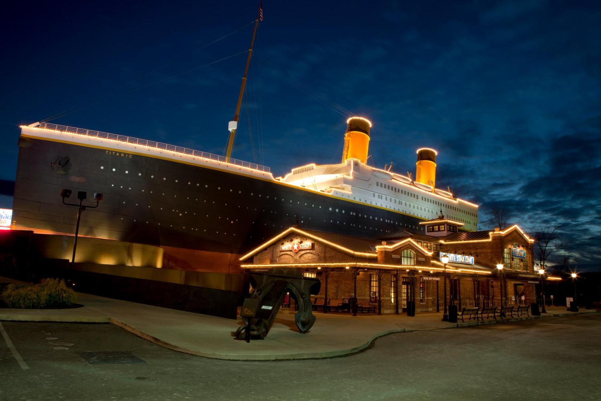 Daya, Hot Tub, Pool Table, 1089 Of Free Attraction Tickets For Each Paid Day, Dollywood And More! Gatlinburg Habitación foto